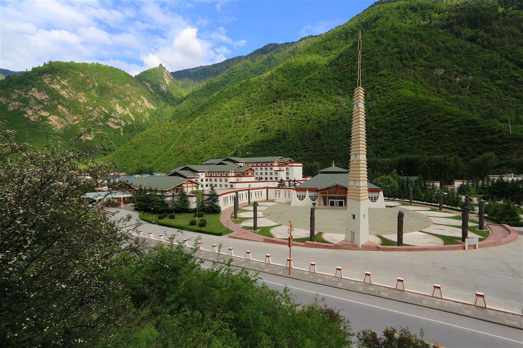 Sheraton Jiuzhaigou Resort מראה חיצוני תמונה